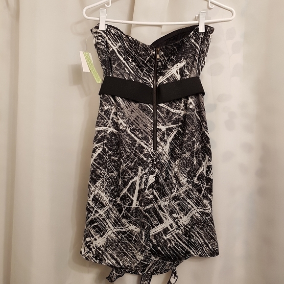 Johnny Martin women's size Small waterfall front strapless dress, NWT - Picture 2 of 8